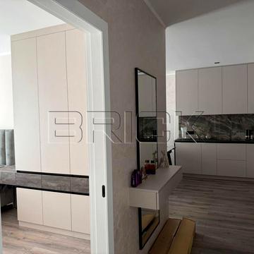 Дніпровська набережна вул., 15-Д