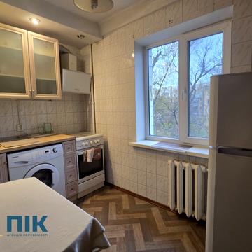 Академіка Вернадського бульв., 73