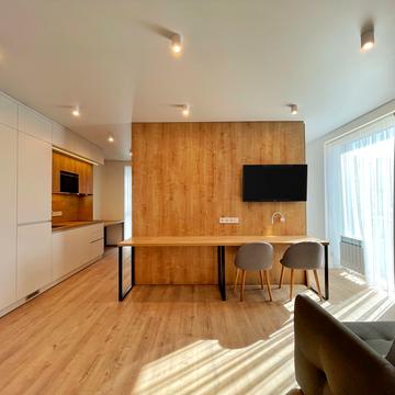 Мистецька вул., 6