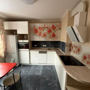 Сімї Стешенків вул. (Тимофія Строкача), (Будинок 1)