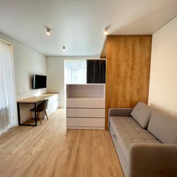 Мистецька вул., 6