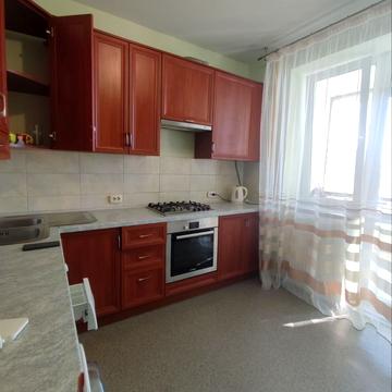 Генерала Миколи Юнаківа вул., 9