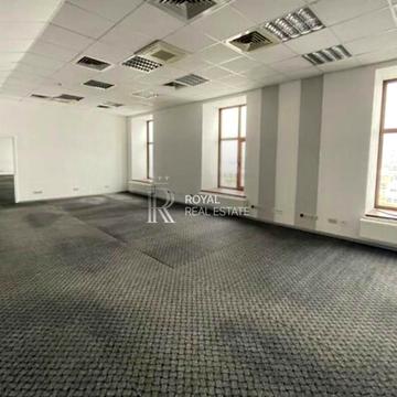 Володимира Сосюри вул., 1