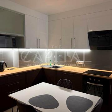 Митрополита Василя Липківського вул. (Урицького), 37-Б