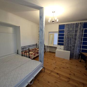 Черешневий пров., 10