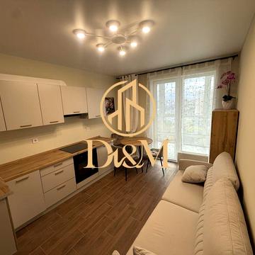 Васильківська вул., 37-Г