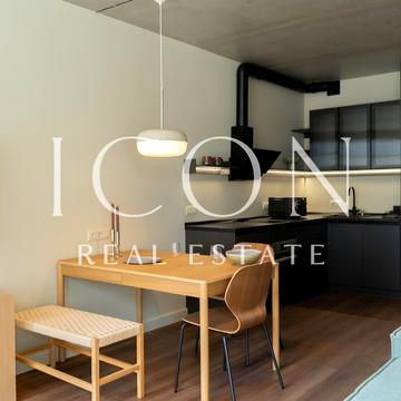 Віктора Некрасова вул. (Північно-Сирецька), 8