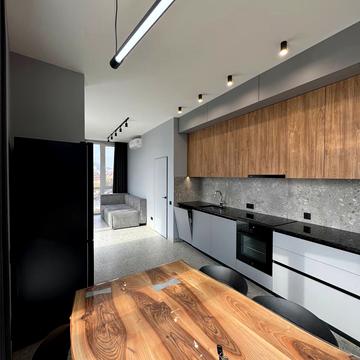 Богдана Хмельницького вул., (ЖК Вежа (будинок 1))