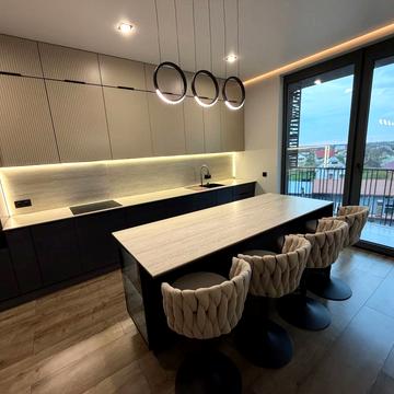 Тиводара Легоцького вул., 80