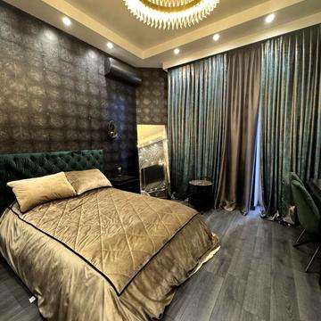 Торгова вул., 8