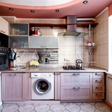 Митрополита Андрея Шептицького вул. (Анатолія Луначарського), 1/2