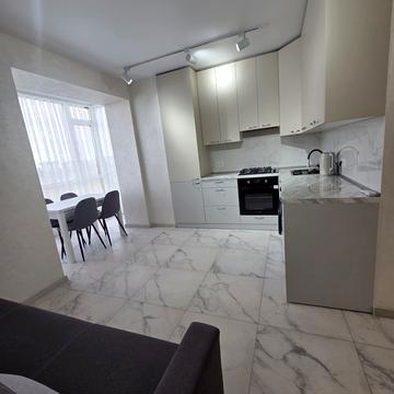 Миру вул., 100-А