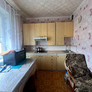 Сахарова вул., 1