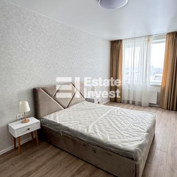 Зелена вул., 5