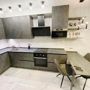 Предславинська вул., 40