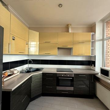 Інглезі вул. (25-ї Чапаєвської Дивізії), 6/1