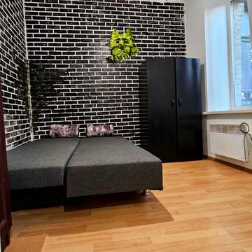 Барикадна вул., 3