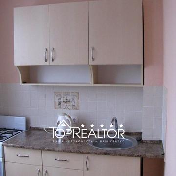 Петра Свинаренка вул., 7