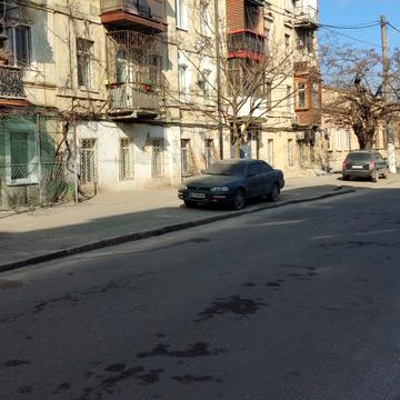 Манежна вул., 20