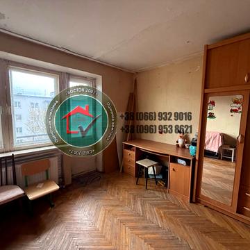 Незалежності, 40