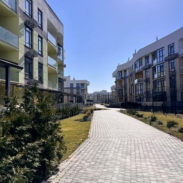 Дубищанська вул., 10