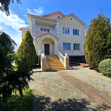 Контрадмірала Остроградського вул. (Макарова)