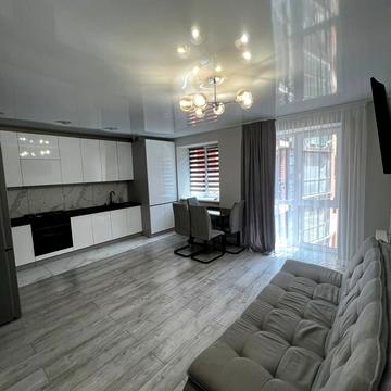 Івана Франка вул., 57