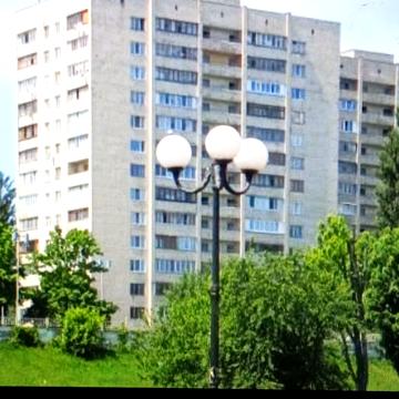 Миколи Василенка вул., 13