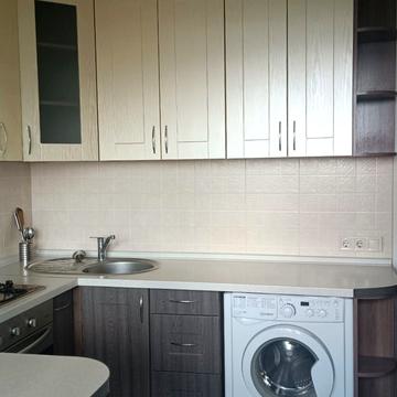 Академіка Вернадського бульв., 87