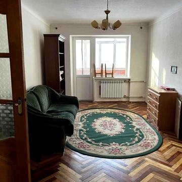 Петра Ніщинського вул., 8