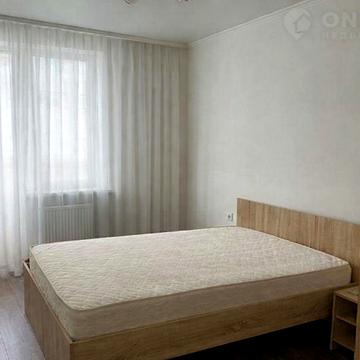 Вячеслава Липинського вул. (), 36