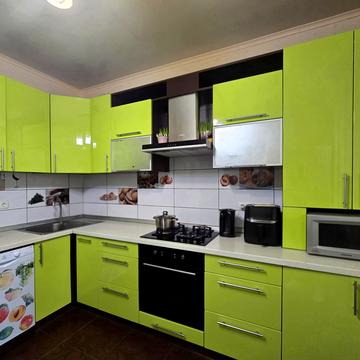 Боголюбова вул., 8