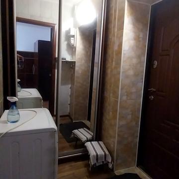 Поліська вул., 22