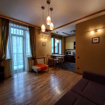 Панаса Мирного вул., 20