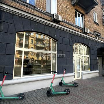 Шота Руставелі вул., 21