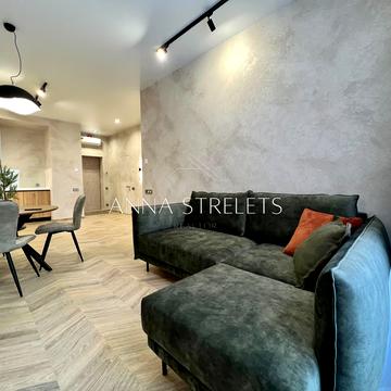 Зоряний бульв., 1м