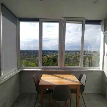 Захисників України вул., 20