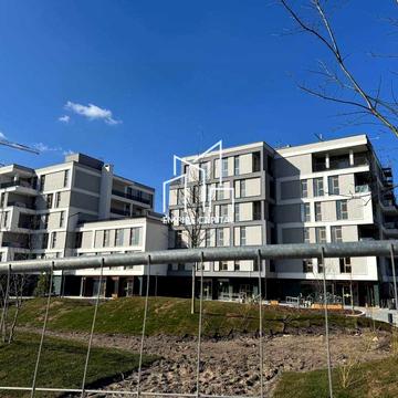 Пасічна вул., (Будинок 5)