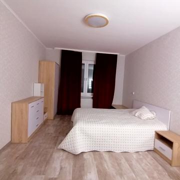 Ясинуватський пров., 11