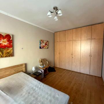 Сокальська вул., 11