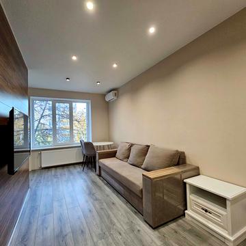 Новгород-Сіверська вул. (Новгородська), 4