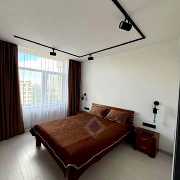 Юнацька вул., 6