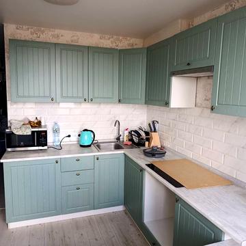 Довженка вул., 16