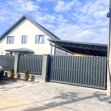 Героїв України вул., 64