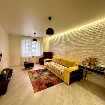 Федора Ернста вул., 12