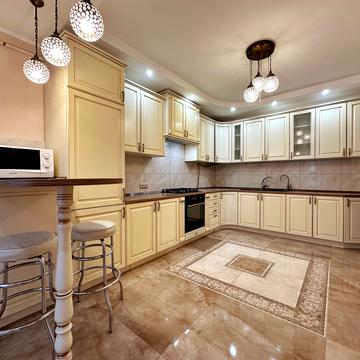 Княгині Ольги вул., 100ї