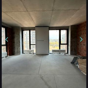 Набережна Перемоги вул., 128