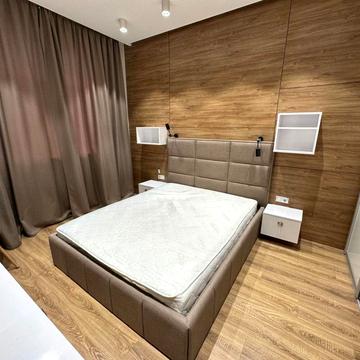 Саперне Поле вул., 12