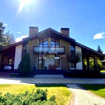 Центральна вул.