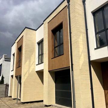 Володимира Винниченка вул., 2є